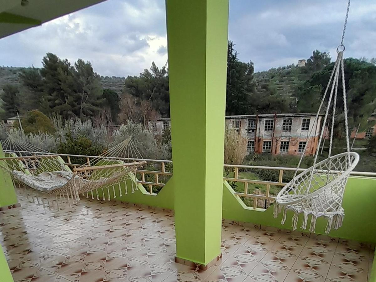 Perondi Berat Apartment Kucove Bagian luar foto